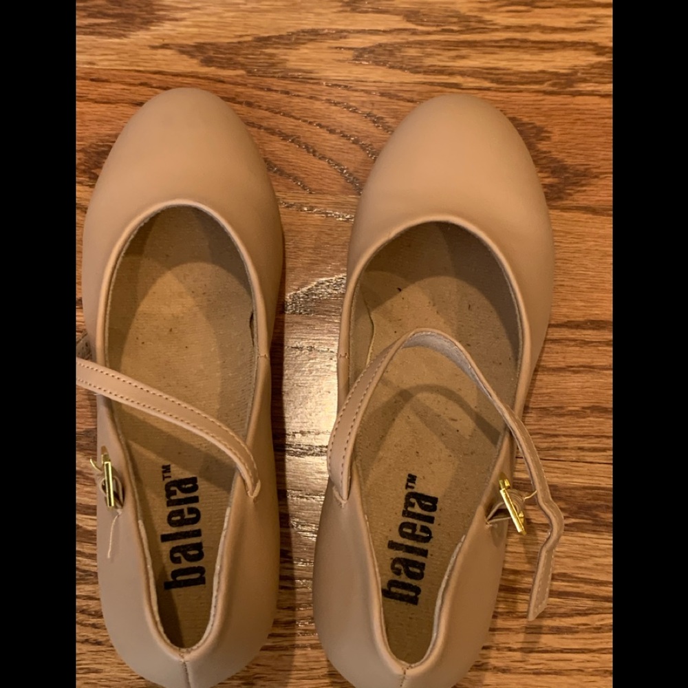Dance shoes